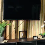 Spacious & Stylish In - Supercentral